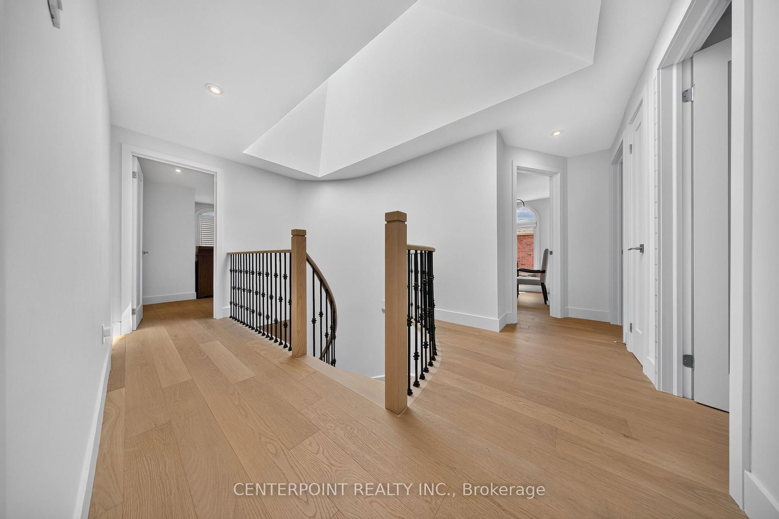 1073 Grandeur Crescent • Oakville, ON photo 21