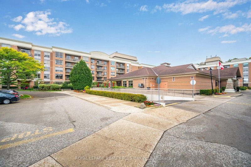 1406 - 100 Burloak Drive