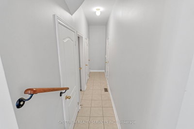 24 Aristocrat Brampton,ON L6P 1X7 — Photo 17