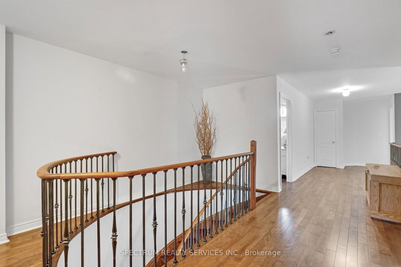 24 Aristocrat Brampton,ON L6P 1X7 — Photo 19