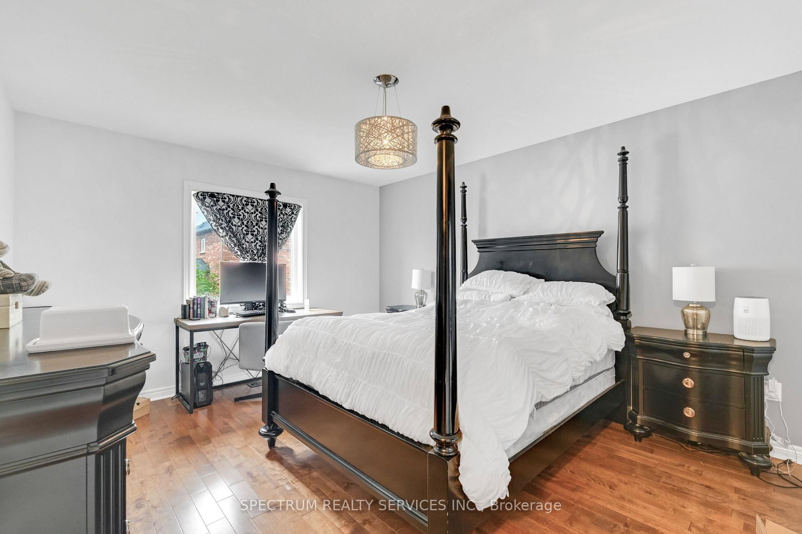 24 Aristocrat Brampton,ON L6P 1X7 — Photo 24