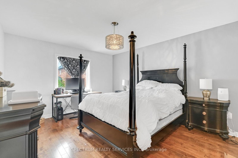 24 Aristocrat Brampton,ON L6P 1X7 — Photo 24