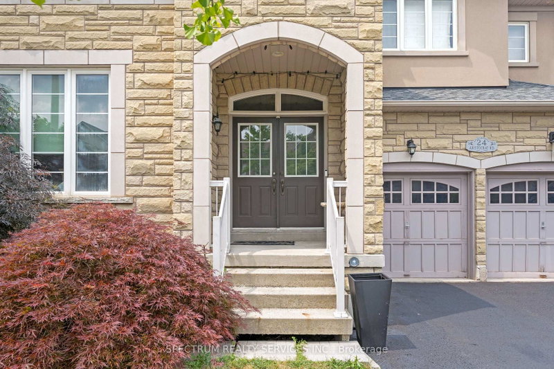 24 Aristocrat Road