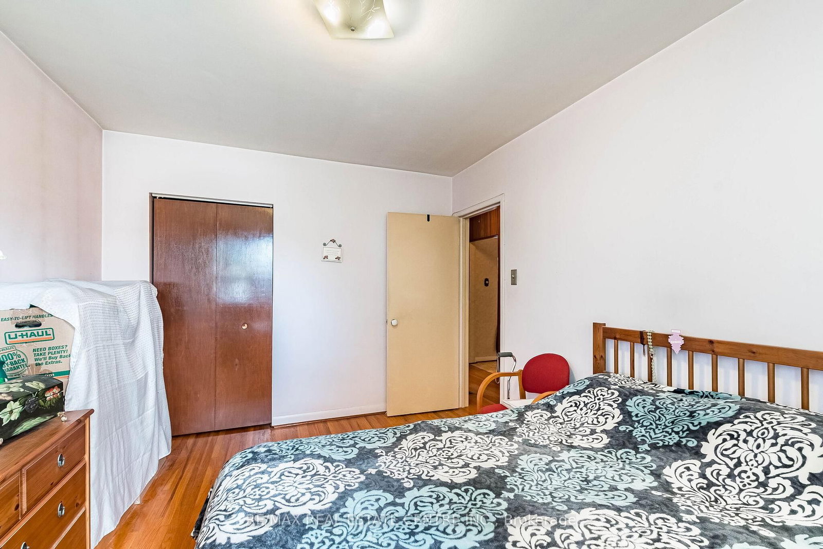 6939 Justine Drive • Mississauga, ON photo 18