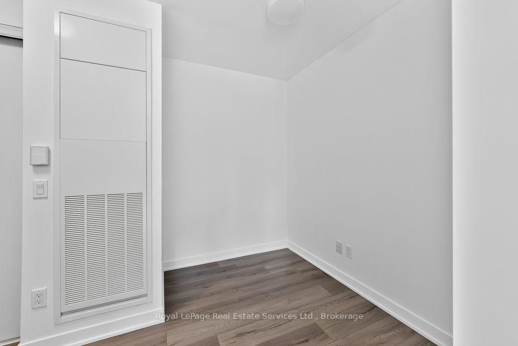 405 Dundas Street W • #332 • Oakville, ON photo 9
