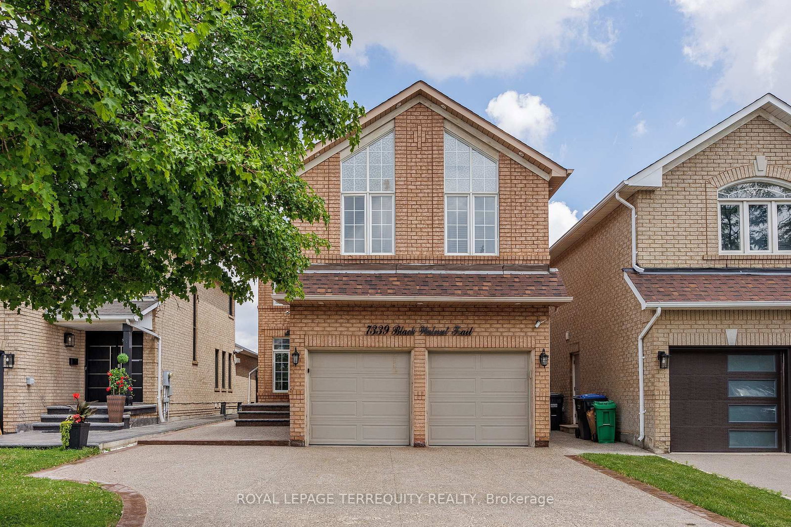 7339 Black Walnut Trail • Mississauga, ON photo 1