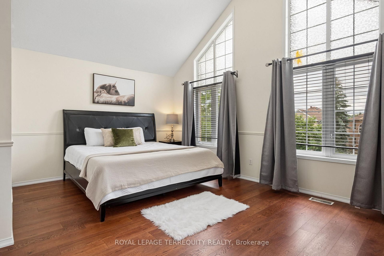 7339 Black Walnut Trail • Mississauga, ON photo 18