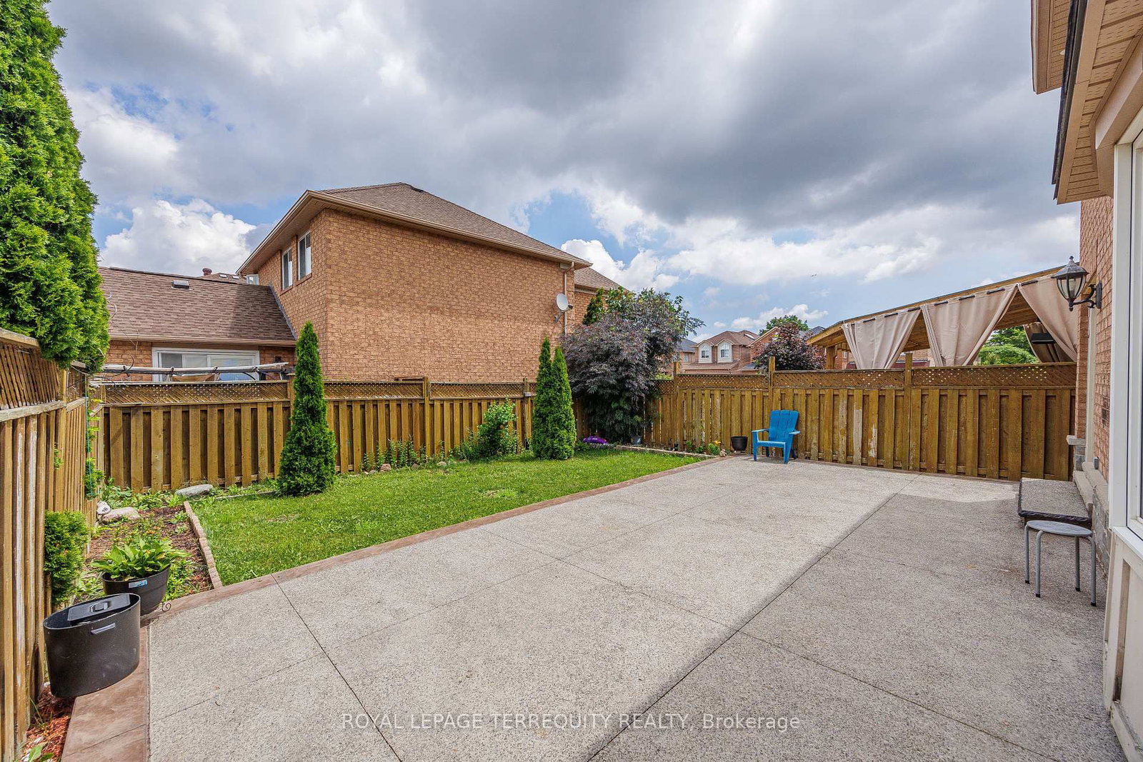 7339 Black Walnut Trail • Mississauga, ON photo 32