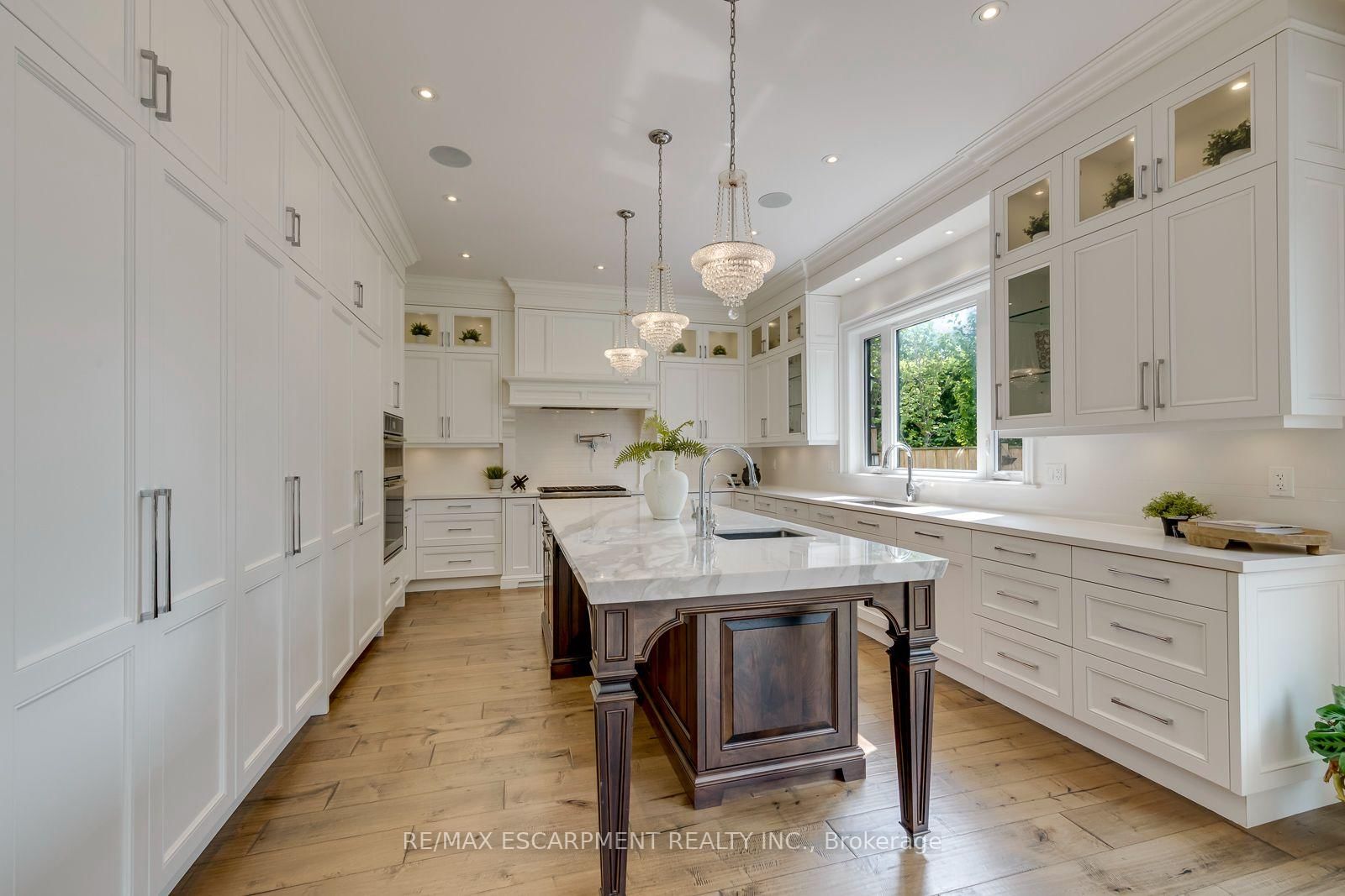 436 WILLIS Drive • Oakville, ON photo 17