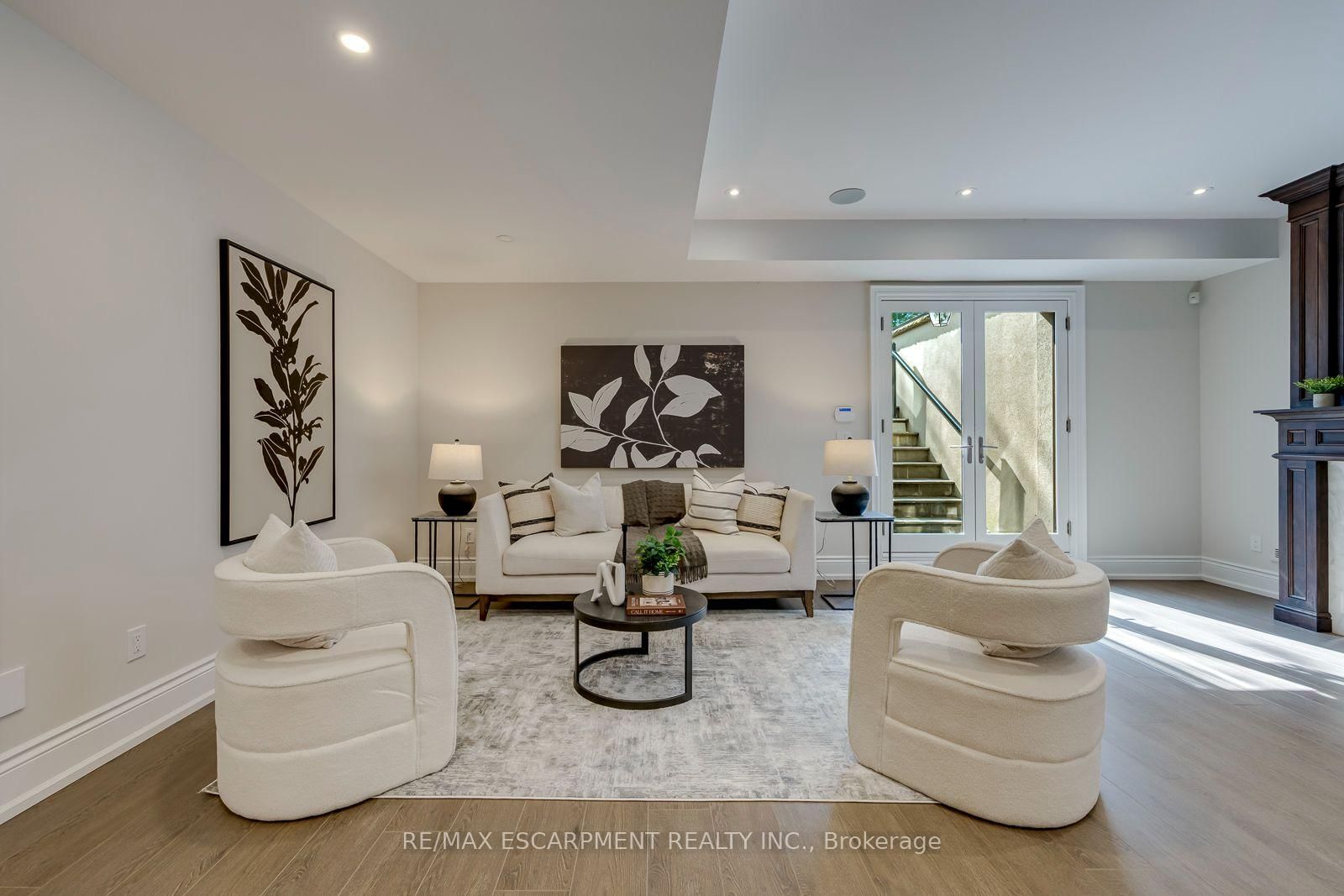 436 WILLIS Drive • Oakville, ON photo 39
