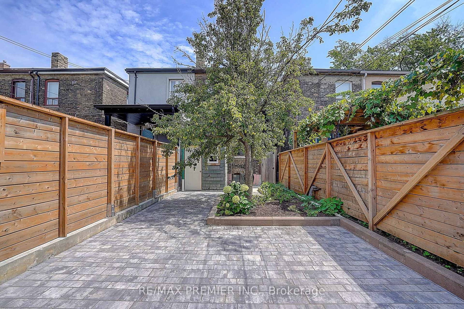 72 Symington Avenue • Toronto, ON photo 11