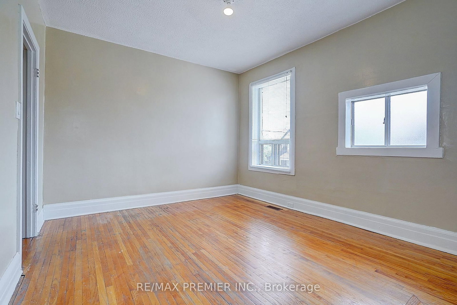 72 Symington Avenue • Toronto, ON photo 38