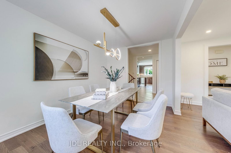 323 Warminster Oakville,ON L6L 4N1 — Photo 14