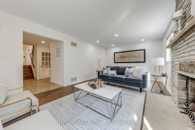 323 Warminster Oakville,ON L6L 4N1 — Photo 26