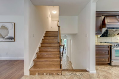 323 Warminster Oakville,ON L6L 4N1 — Photo 29