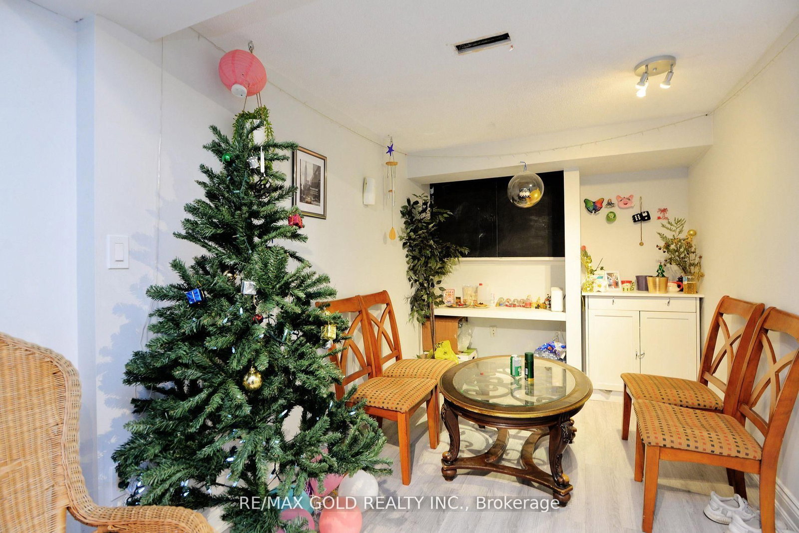 Listing Image 35