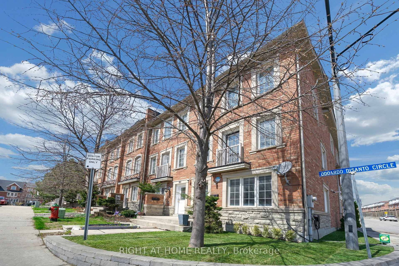 83 Odoardo Di Santo Circle • Toronto, ON photo 32