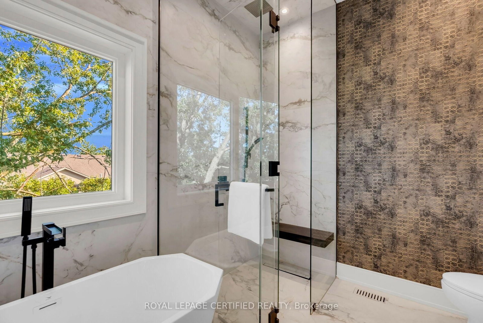 1374 Tansley Drive • Oakville, ON photo 31