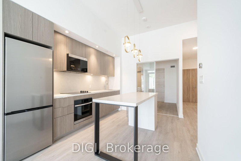 W426 - 485 Perth Avenue