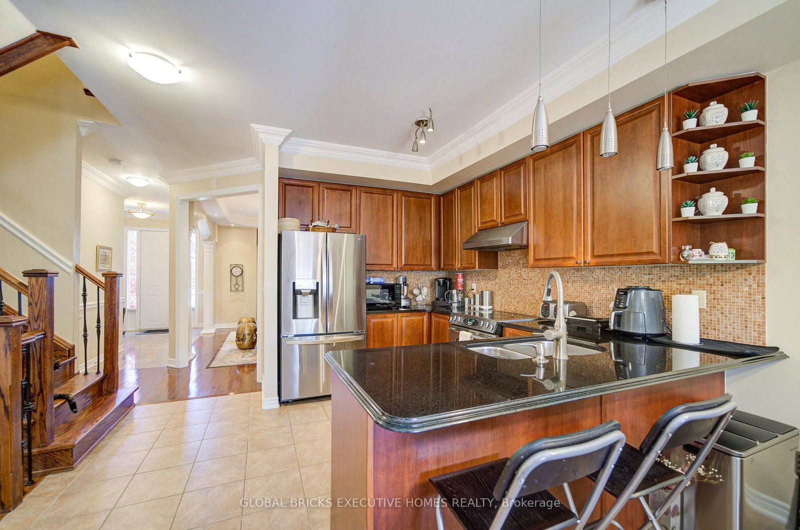 3885 Eglinton Avenue • Mississauga, ON photo 12