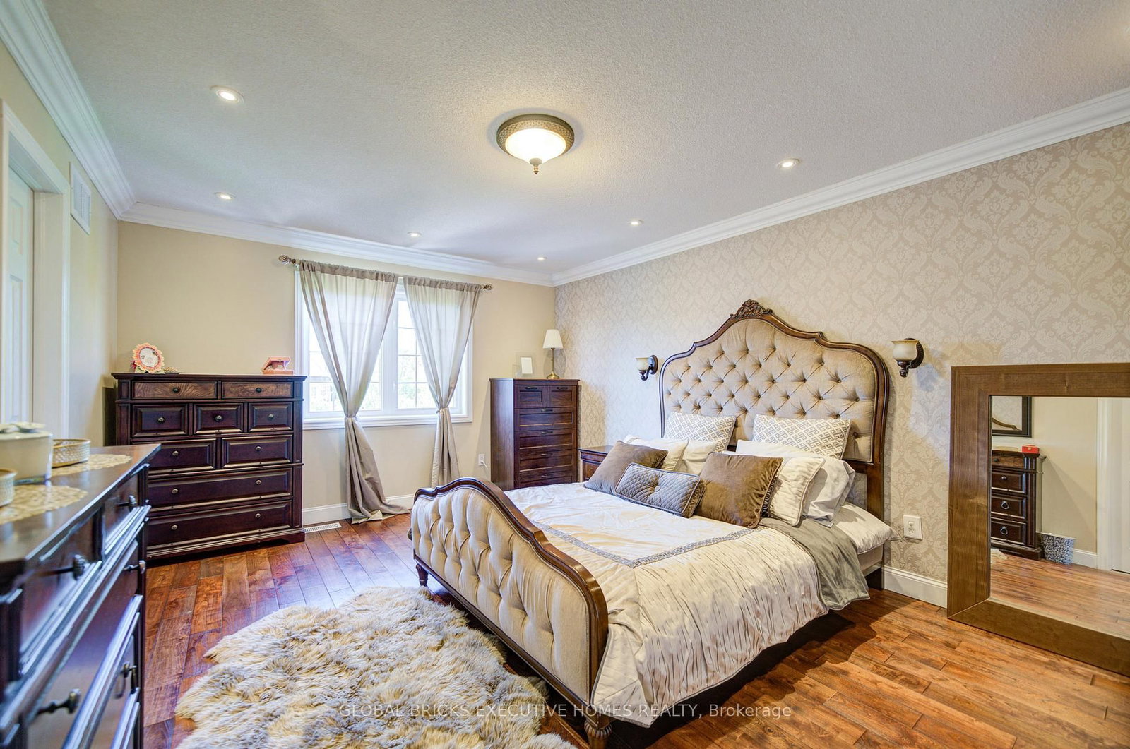 3885 Eglinton Avenue • Mississauga, ON photo 21