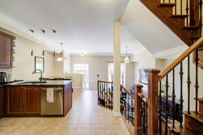 3885 Eglinton Avenue • Mississauga, ON photo 9