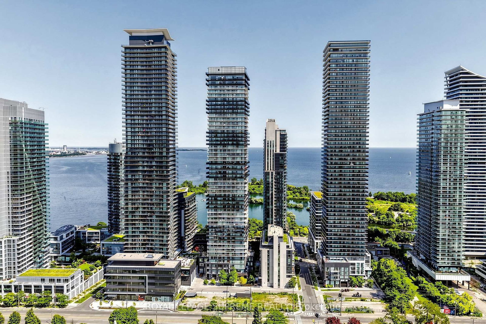 38 Annie Craig Drive • #2708 • Toronto, ON photo 39