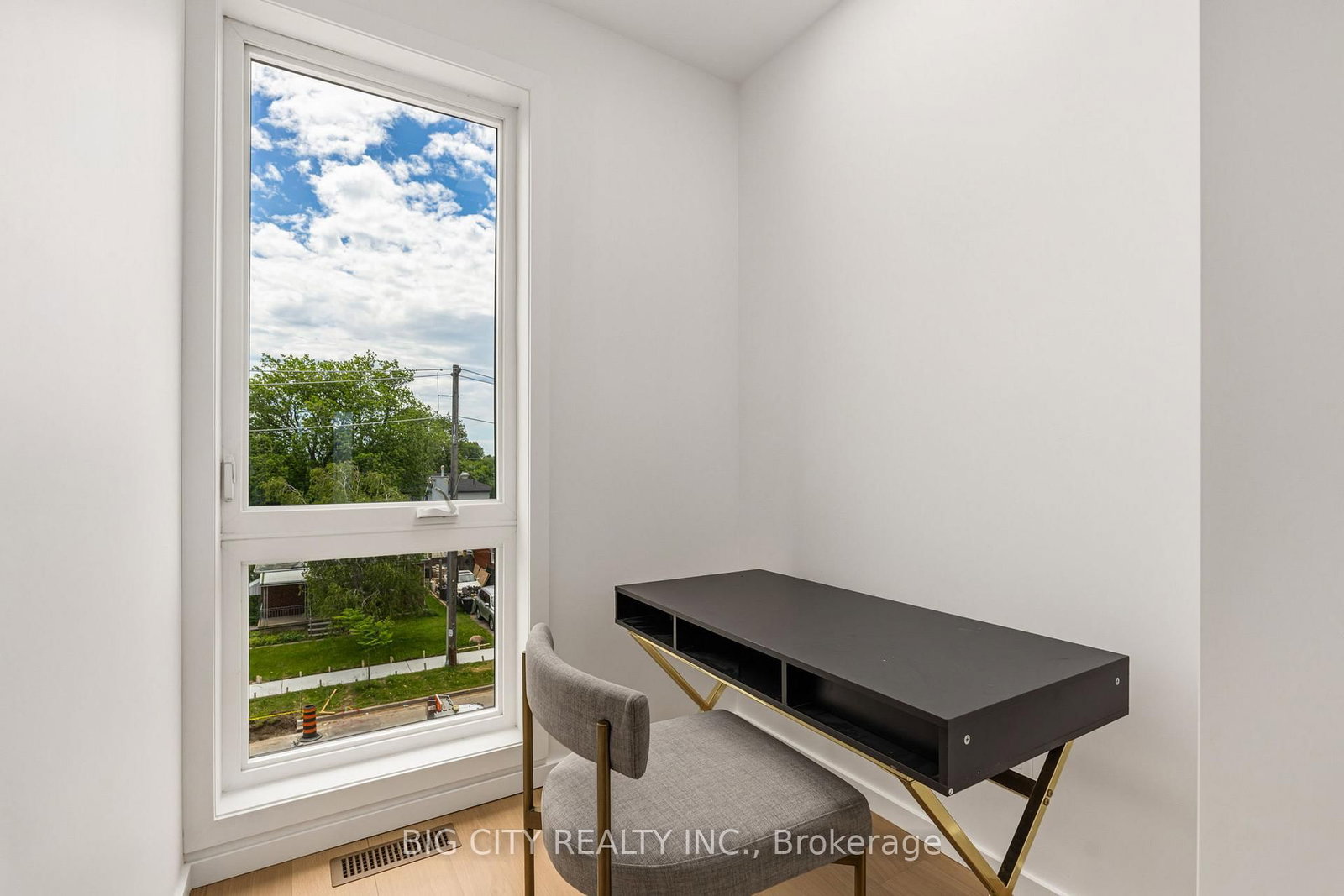 276 Lanor Avenue • #3 • Toronto, ON photo 21