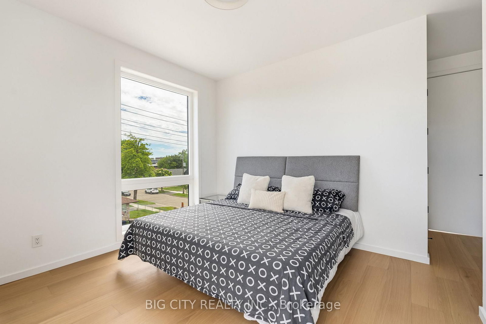 276 Lanor Avenue • #3 • Toronto, ON photo 25