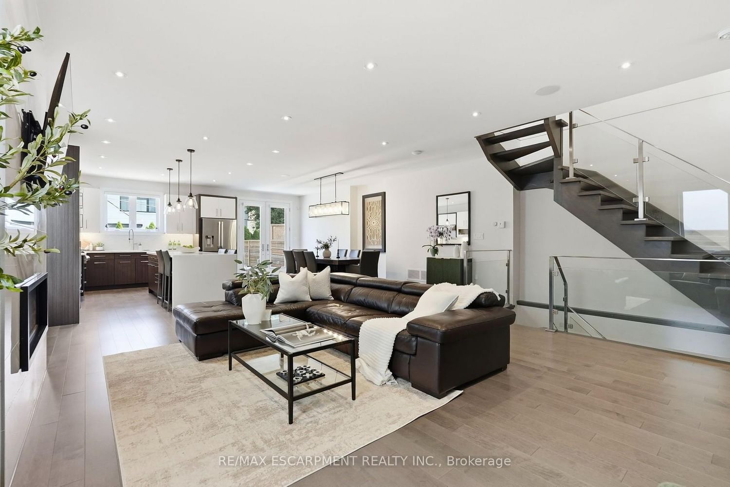 65 Forest Avenue • Mississauga, ON photo 11