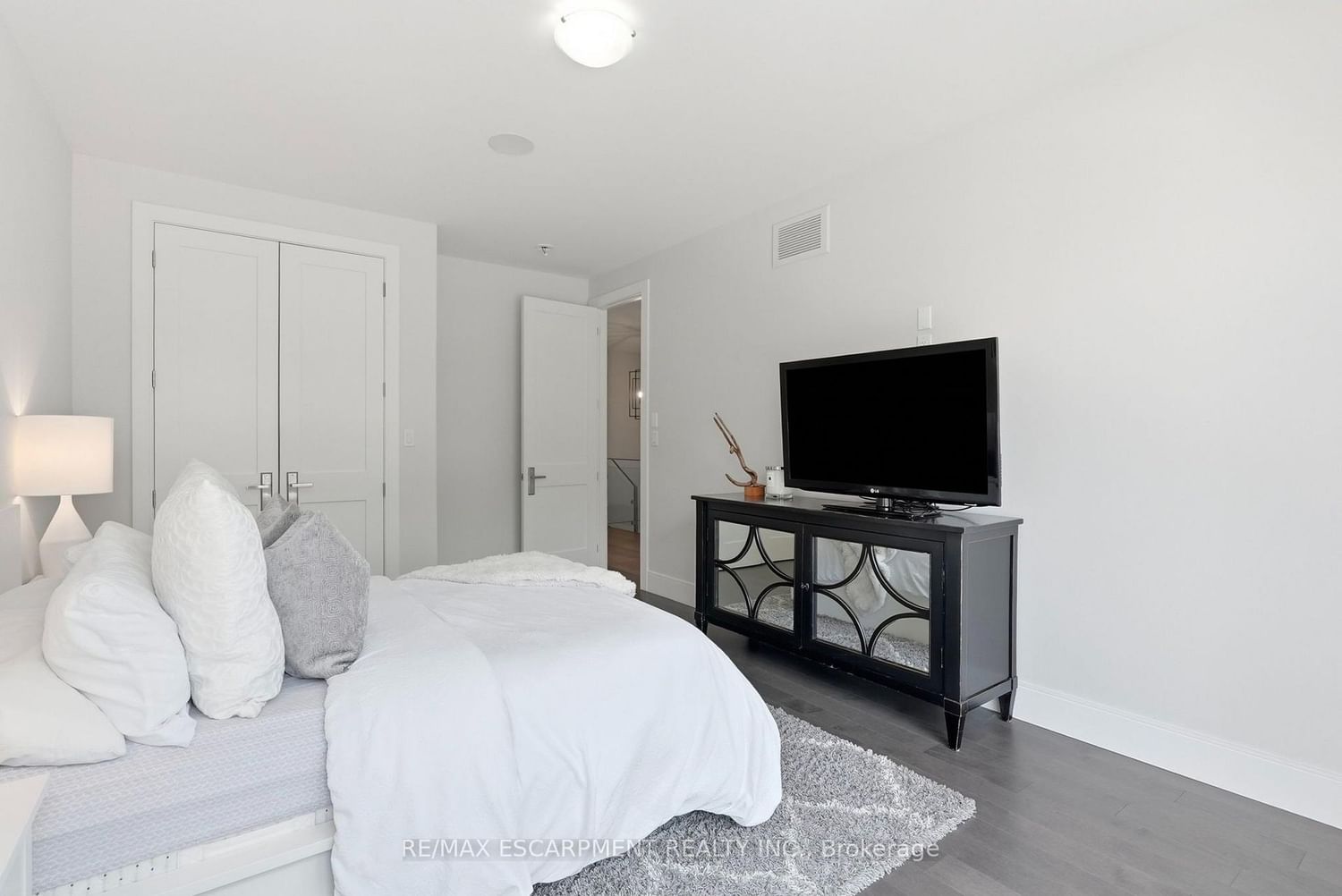 65 Forest Avenue • Mississauga, ON photo 34