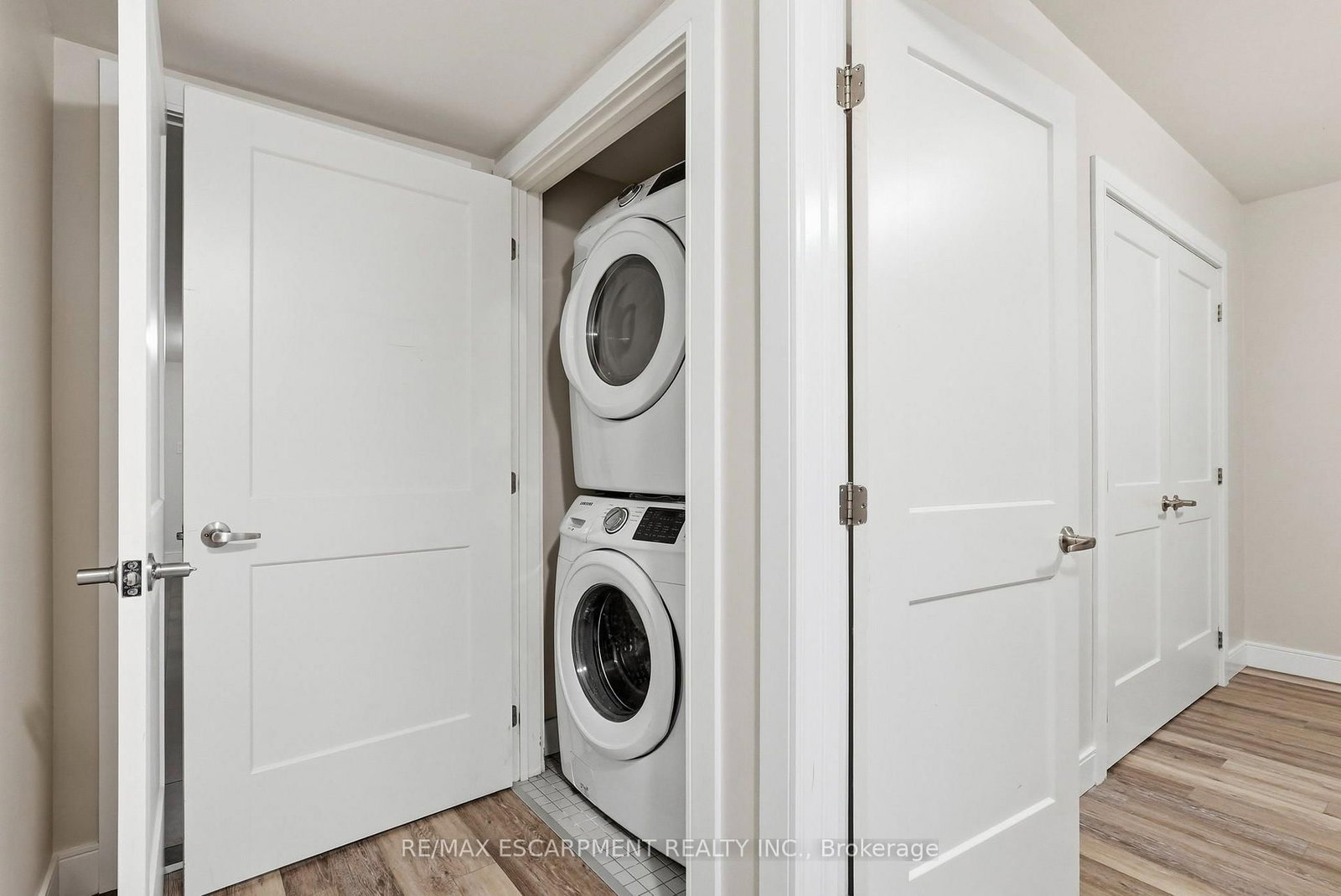 65 Forest Avenue • Mississauga, ON photo 46