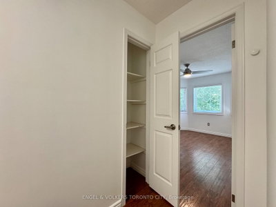 2052 Oak Bliss Oakville,ON L6M 3K4 — Photo 17