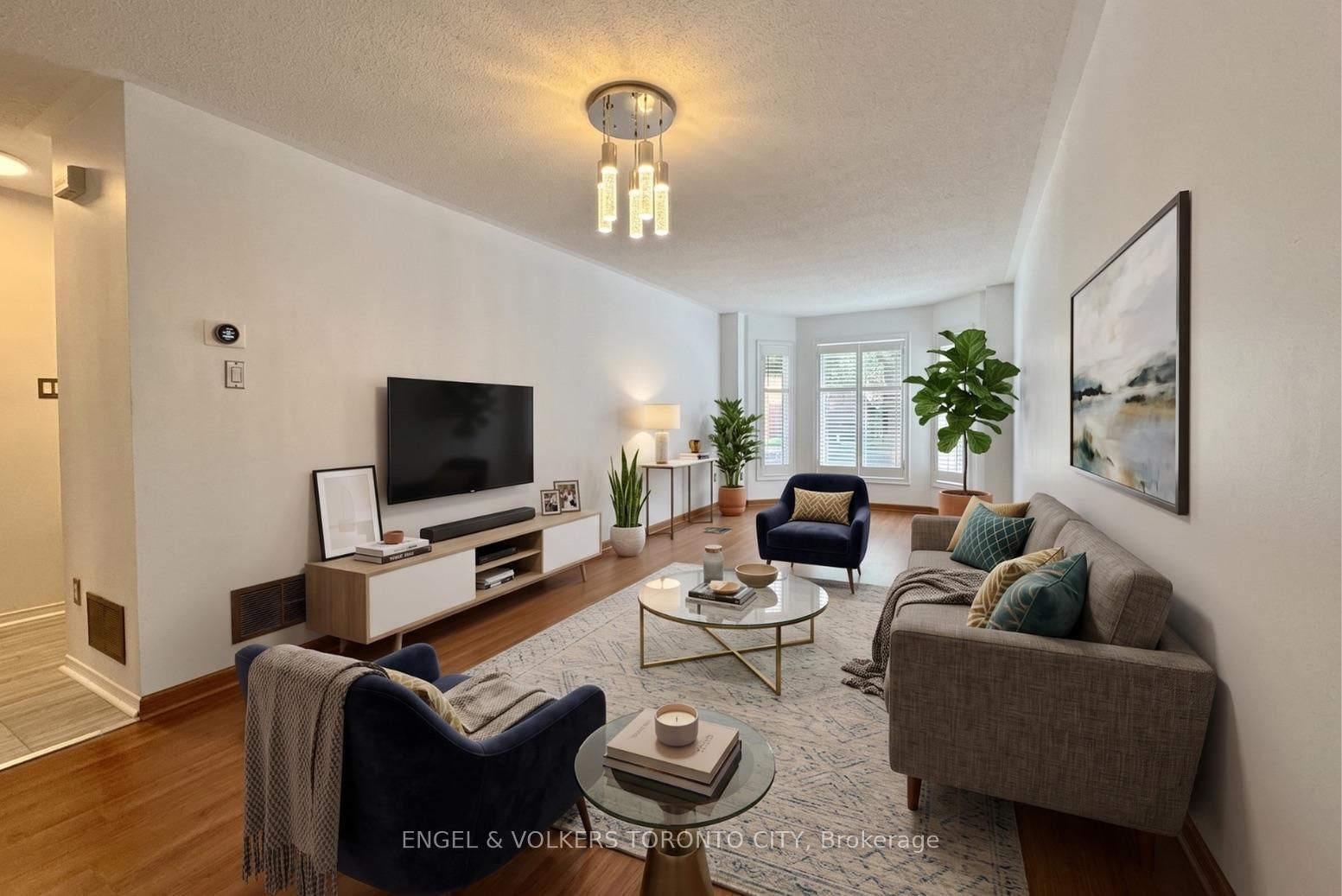 2052 Oak Bliss Crescent, Oakville 2