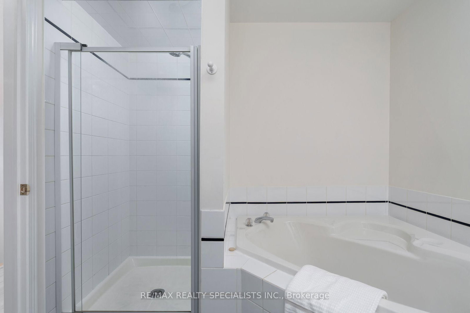 6803 Bansbridge Crescent • Mississauga, ON photo 32