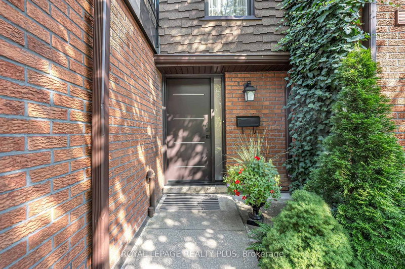 28 - 3395 Cliff Road N