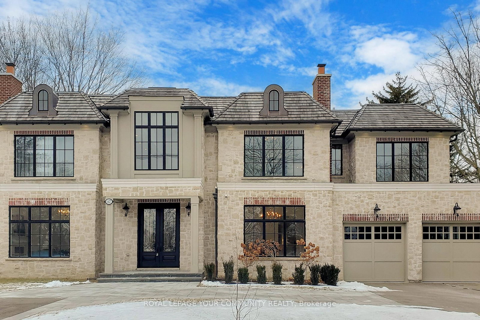 1427 Lakeshore Oakville,ON L6L 1G4