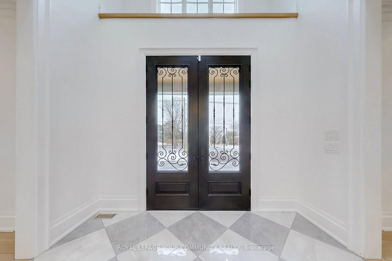 1427 Lakeshore Road W