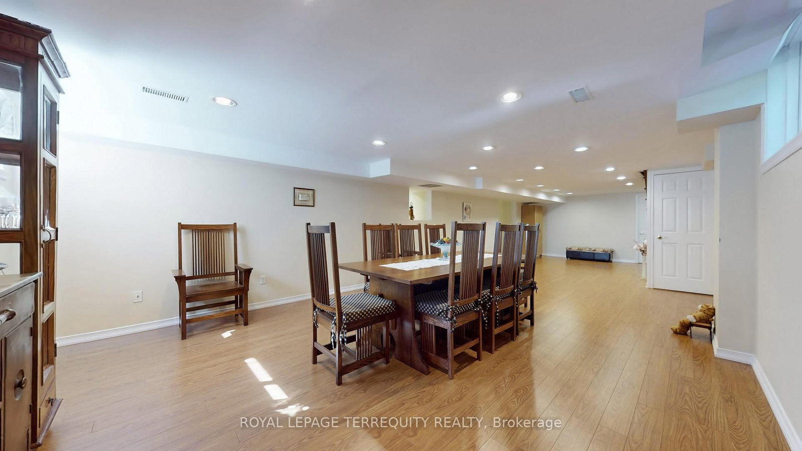 134 Hadrian Drive • Toronto, ON photo 38