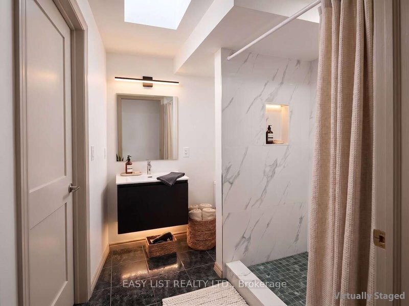208 Anastasia Mississauga,ON L5B 3A6 — Photo 22