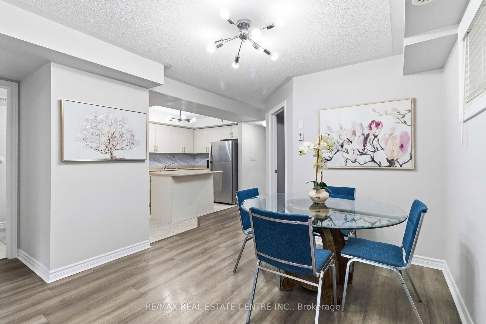 2420 Baronwood Drive • #9-01 • Oakville, ON photo 11