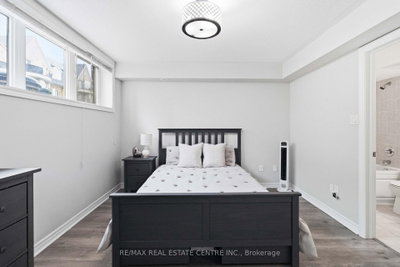 2420 Baronwood Oakville,ON L6M 0X6 — Photo 26