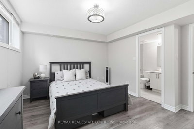 2420 Baronwood Oakville,ON L6M 0X6 — Photo 27