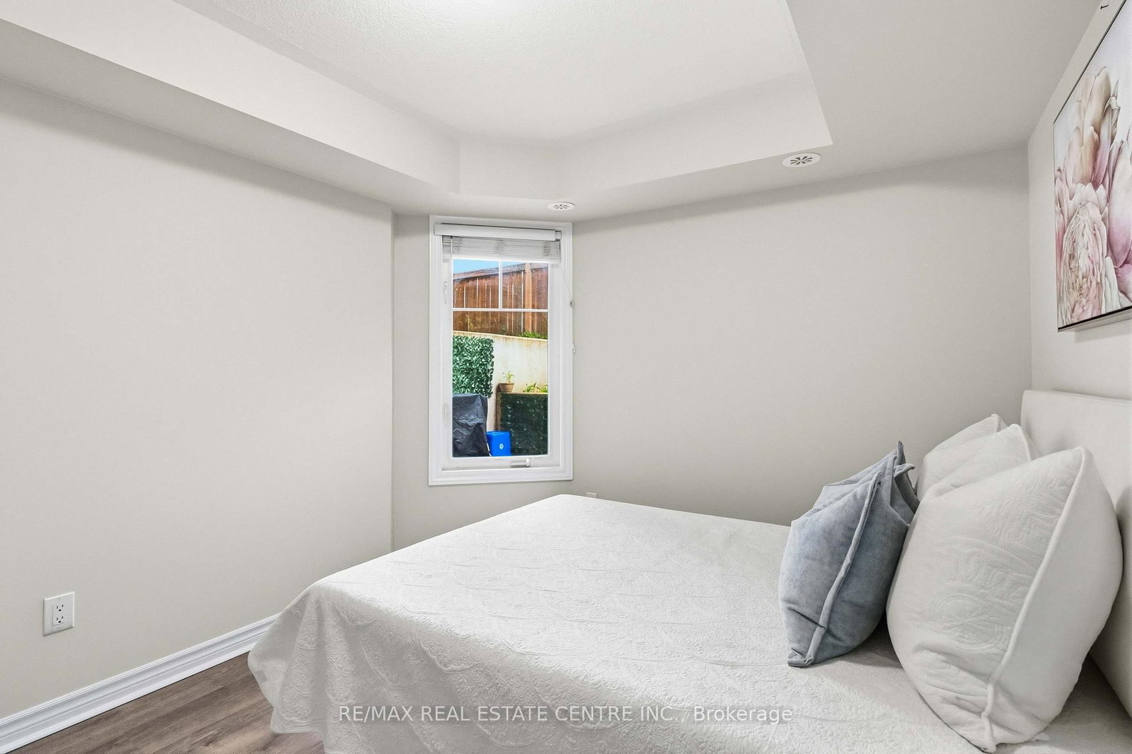 2420 Baronwood Drive • #9-01 • Oakville, ON photo 39