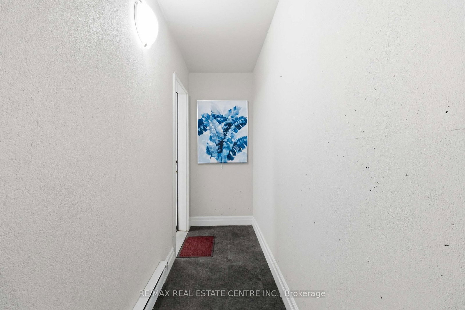 2420 Baronwood Drive • #9-01 • Oakville, ON photo 5