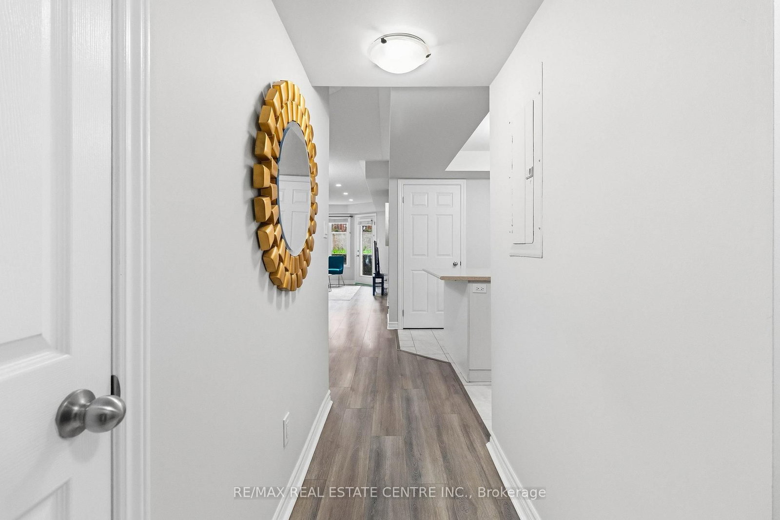 2420 Baronwood Drive • #9-01 • Oakville, ON photo 7