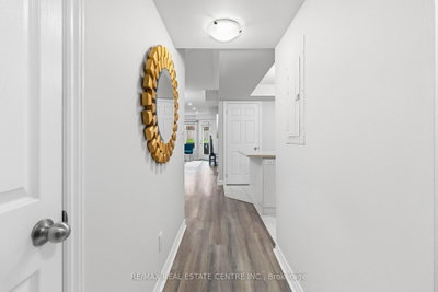 2420 Baronwood Drive • #9-01 • Oakville, ON photo 7