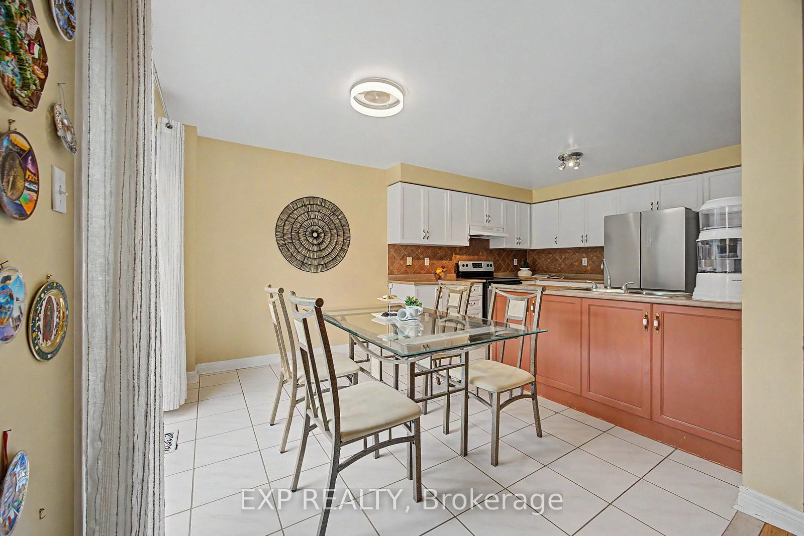 7269 Lantern Fly Hollow • Mississauga, ON photo 11