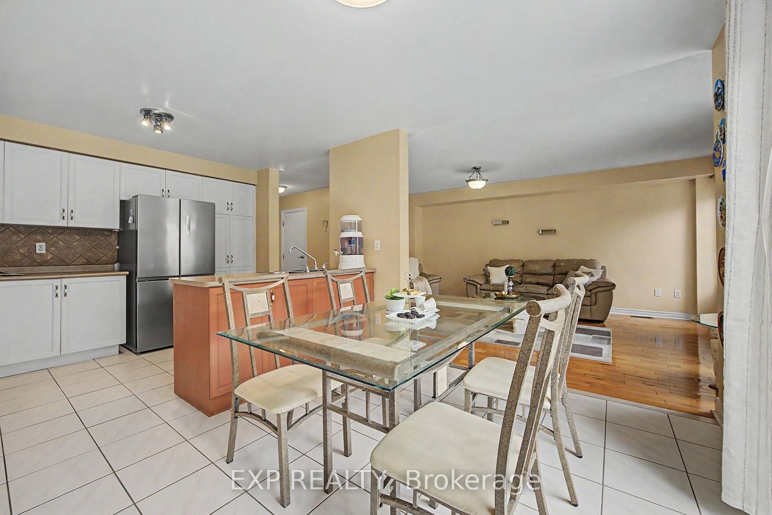 7269 Lantern Fly Hollow • Mississauga, ON photo 12