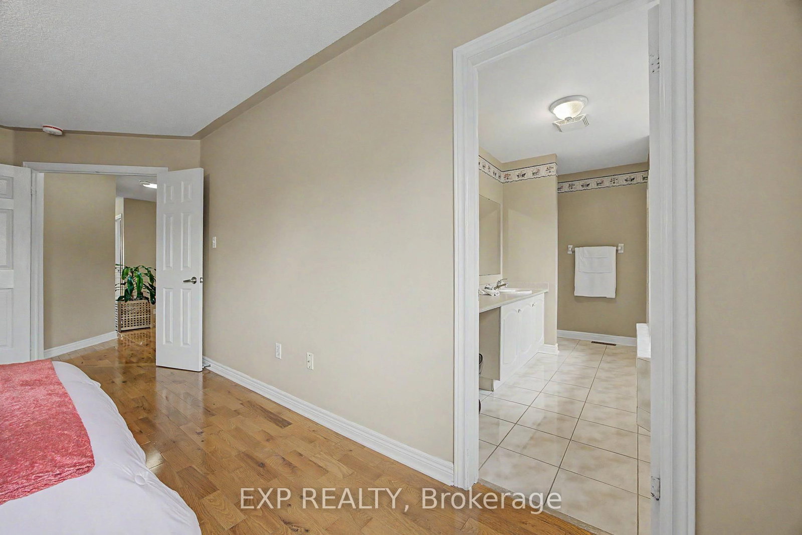 7269 Lantern Fly Hollow • Mississauga, ON photo 20